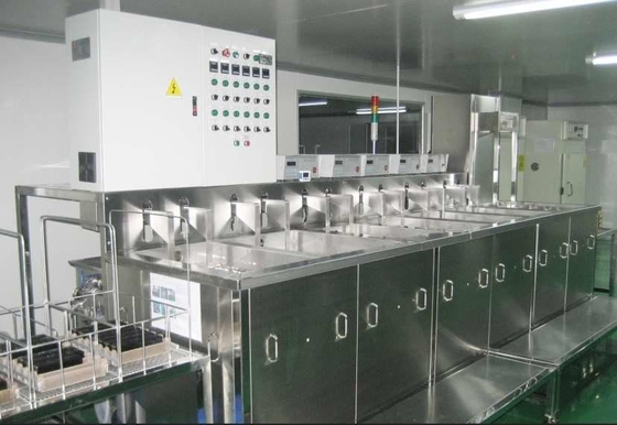 PLC totalmente automático do entalhe da máquina onze da limpeza ultrassônica de vidro ótico controlado
